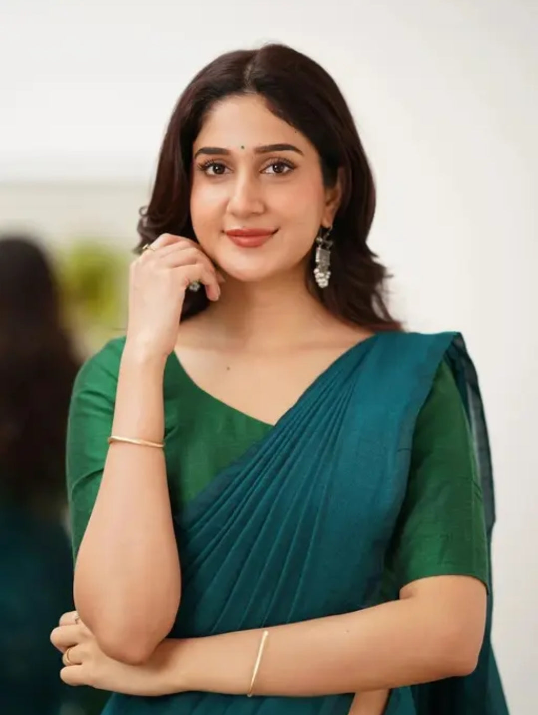 Woven Handloom Pure Cotton Duel Shade Saree - Green & Teal