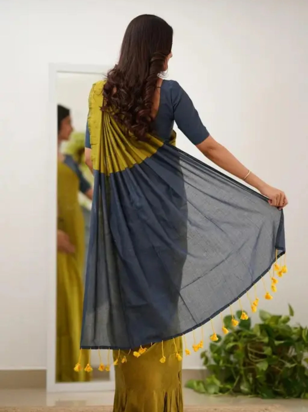 Woven Handloom Pure Cotton Duel Shade Saree - Yellow & Grey