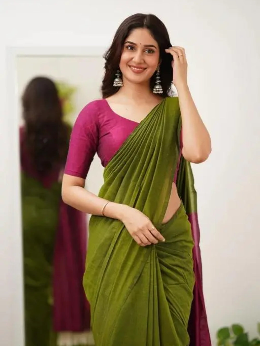 Woven Handloom Pure Cotton Duel Shade Saree - Green & Pink